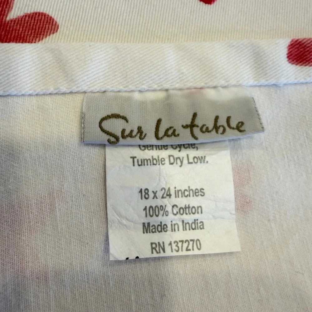 💕Sur la Table Kid-sized Apron💕